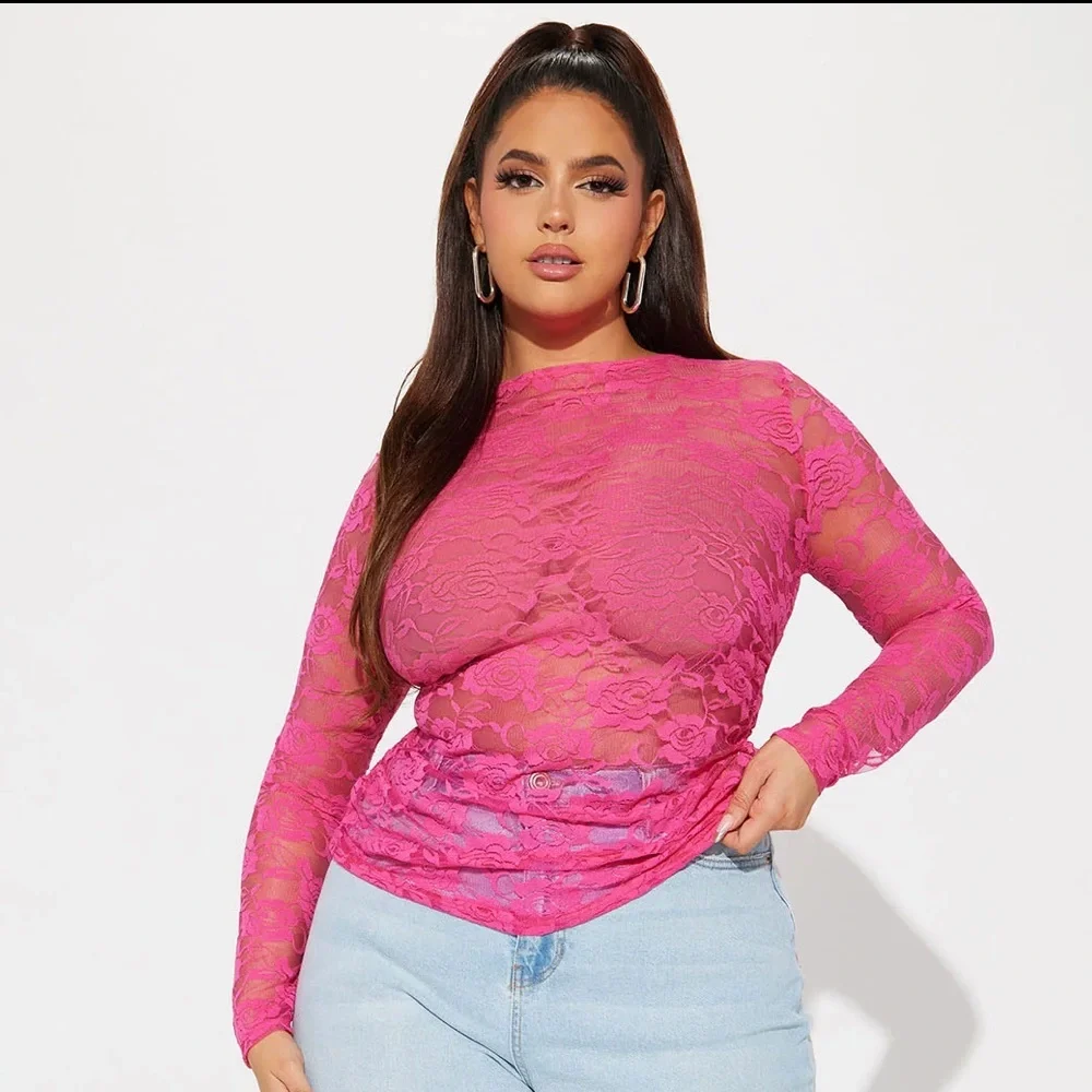 Lace Ruched Top - Picture 1 of 4
